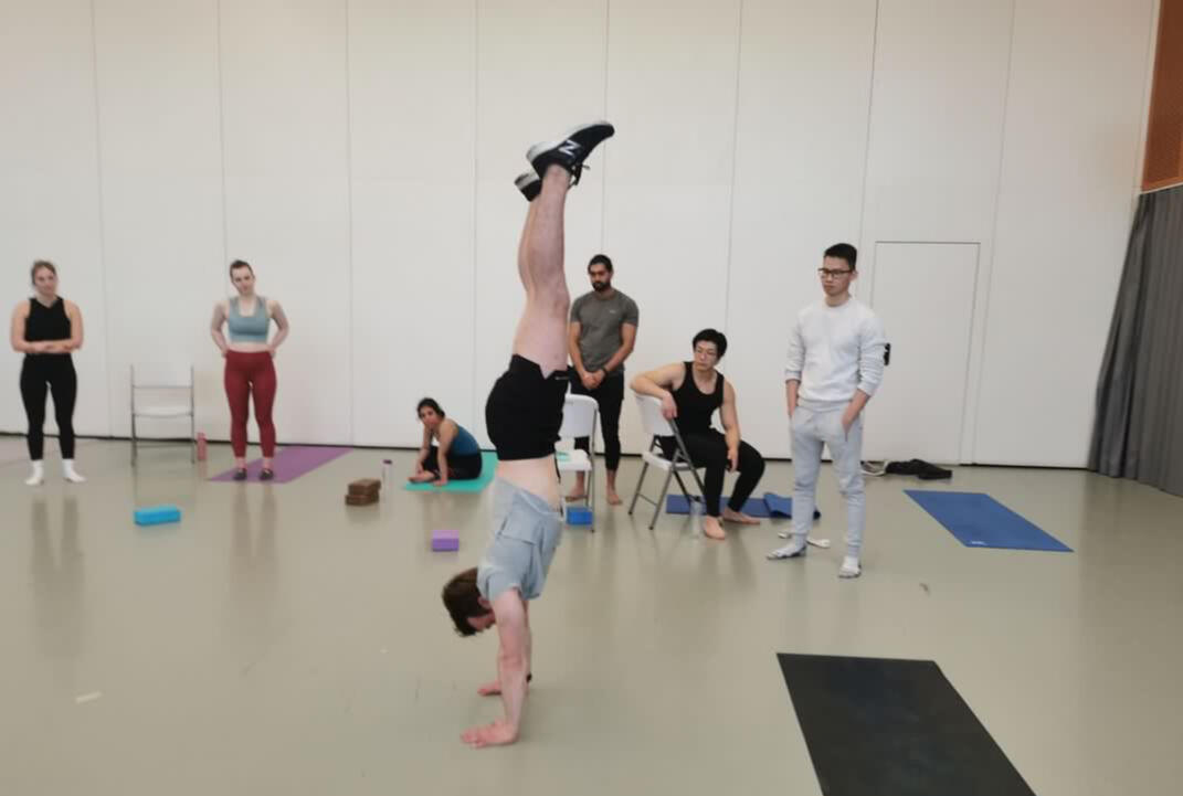 Handstand gallery image 6